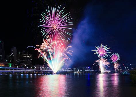 AUSTRALIA DAY FIREWORKS, SOUTHBANK, BRISBANE 26/01/2017 | Flickr