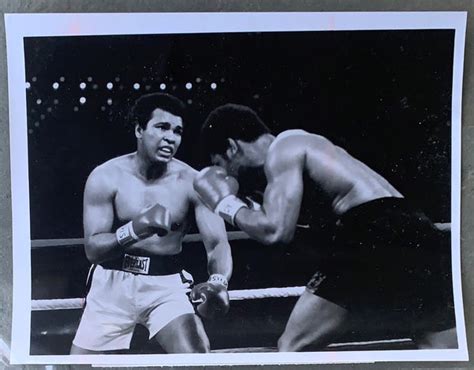 ALI, MUHAMMAD-LEON SPINKS I ORIGINAL PHOTO (1978) – JO Sports Inc.