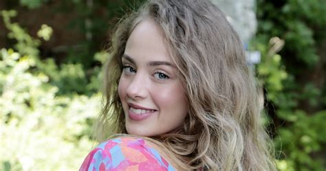 Wiktoria Gąsiewska w seksownym bikini Opalone ciało zachwyca Świat Seriali w INTERIA PL