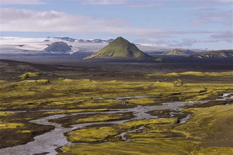 How To See Maelifell Volcano Icelands Stunning Green Volcano