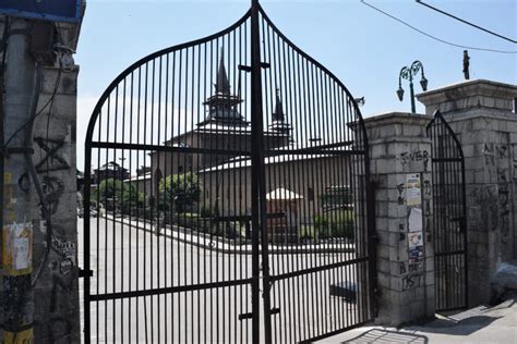 Prayers Barred At Jamia Masjid Srinagar For Th Friday Aga Hadi Placed