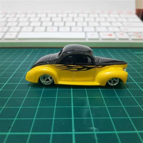 Jual Hot Wheels Ford Coupe Super Treasure Hunt Kota Surabaya Eyefinity Garage Tokopedia