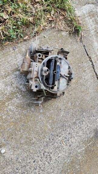 Carburetor For 350 Chevrolet Fragodt Auction And Real Estate Llc