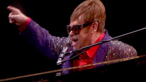 Elton John I´m Still Standing Live In Berlin 2017 Youtube