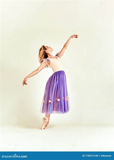 Woman With Violet Hair With Naked Leggs And Bare Feet Royalty Free Stock Image CartoonDealer