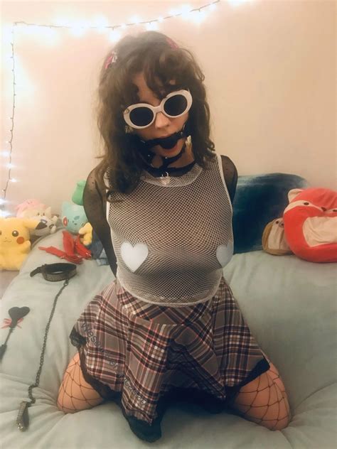 G F Or Fuck Buddy Scrolller