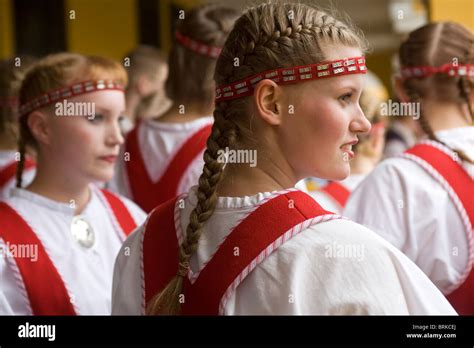 Girls in Traditional National Finnish Dress Stock Photo - Alamy