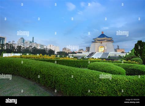 Chiang Kai Shek Memorial Hall In Taipei City Taiwan Stock Photo Alamy