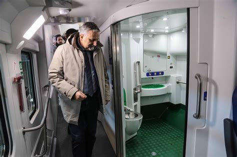 Treni Disagi Intollerabili Sull Arezzo Firenze Ceccarelli Scrive Al