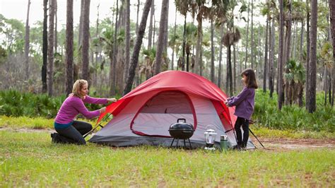 How To Pitch A Tent Our Tips For Quick Secure Assembly Advnture