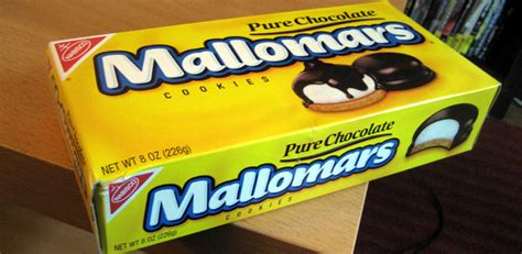 Who else is excited for Mallomars season! : r/pics