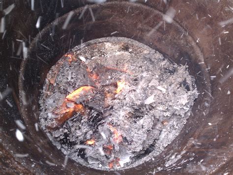 Easy Efficient Burn Barrel : 4 Steps - Instructables