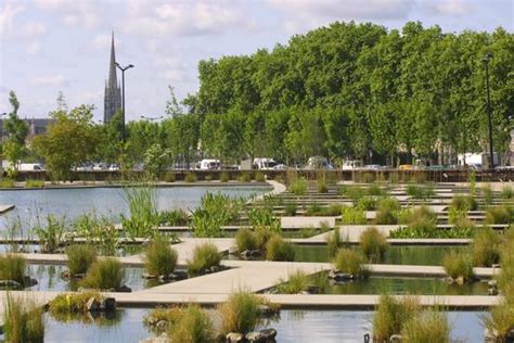 Jardin Botanique Bastide - Botanical Garden | Le Map Bordeaux