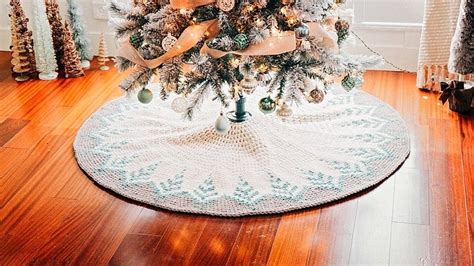 Best Free Crochet Christmas Tree Skirt Patterns