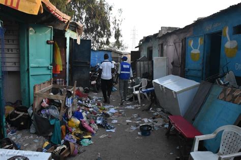 Op Ration De D Sencombrement Dakar La Cit Imb Cile Ras E