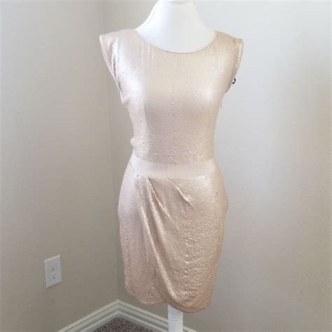 Laundry Shelli Segal Sz 6 Sequin Dress Pink ในปี 2024