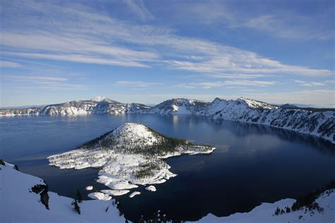 The 10 deepest lakes in the world