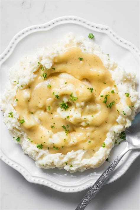 Easy Mashed Potatoes And Gravy Recipe & No Drippings Needed