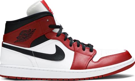 Buy Air Jordan 1 Mid 'Chicago' - 554724 173 | GOAT