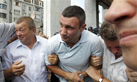 Boxing World Champ Vitali Klitschko Injured In Ukraine Riots After