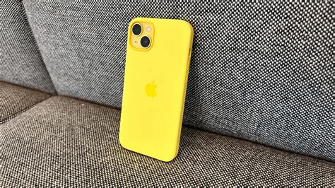 The iPhone 14 and iPhone 14 Plus are getting a new yellow color | CNN ...