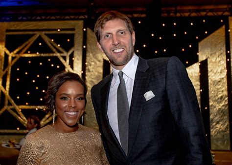 DIRK AND JESSICA NOWITZKI HONORED WITH ROGER STAUBACH AWARD AT EMMITT ...