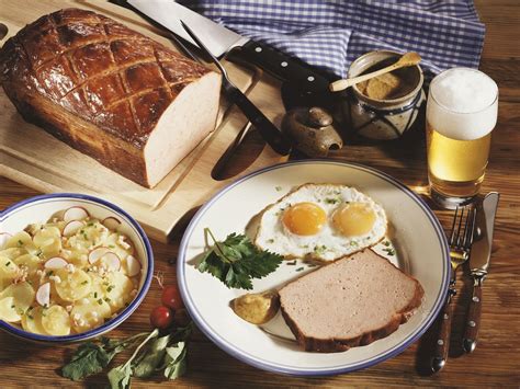 Leberk S Mit Spiegelei Kartoffelsalat Und Senf Rezept Eat Smarter