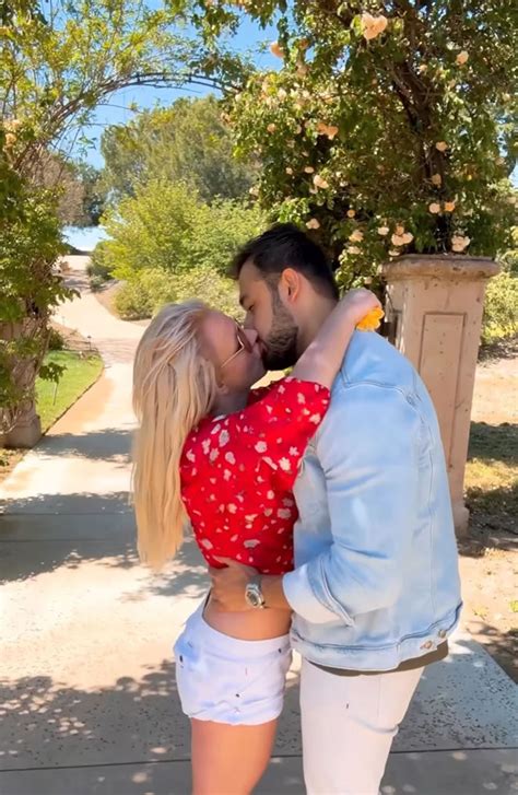 Britney Spears kisses Sam Asghari amid troubled marriage claims