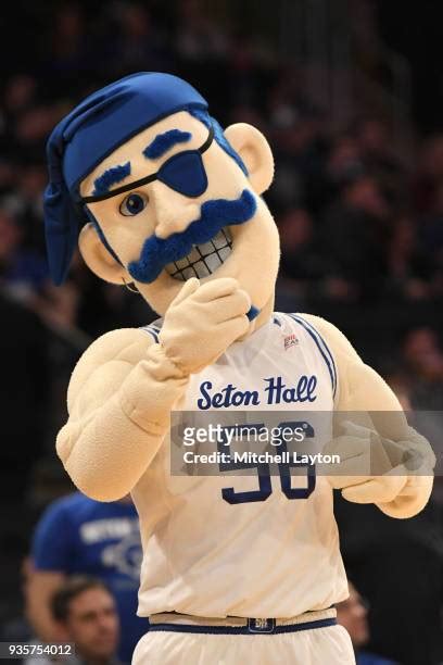 Seton Hall Mascot Photos and Premium High Res Pictures - Getty Images