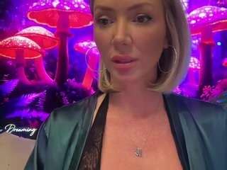 Molly Cavalli Fully Naked On Cam Live Porn Show NakedAmateurShows