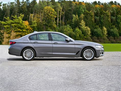 2023 BMW 530e Specs, Price, MPG & Reviews | Cars.com