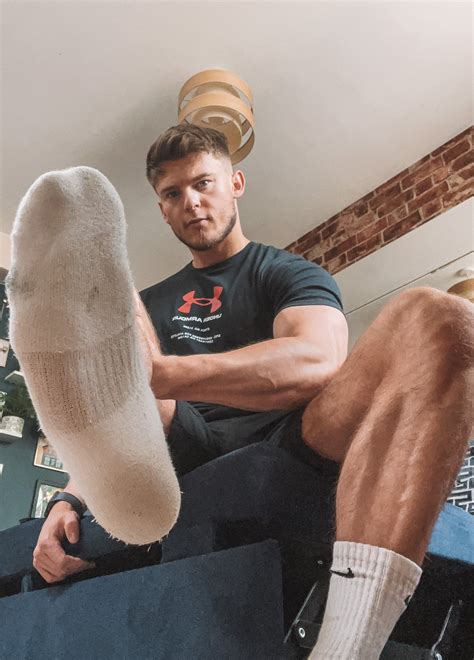 Straight Jock Feet On Twitter RT OllyAlpha Know Your Place Boy