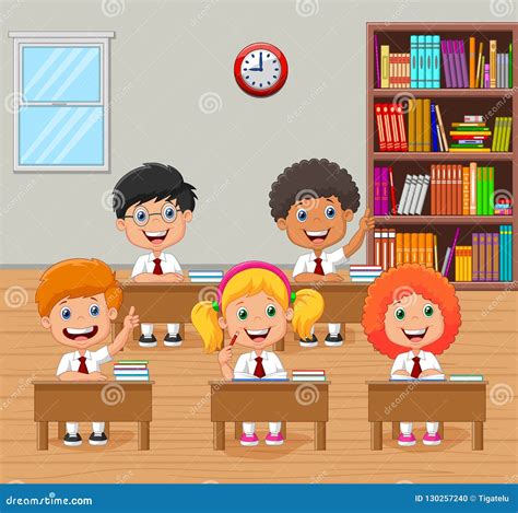 Crianças Da Escola Dos Desenhos Animados Que Levantam a Mão Na Sala De ...