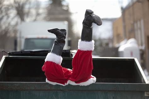 Tényleg létezik a Télapó mit válaszoljunk a gyereknek