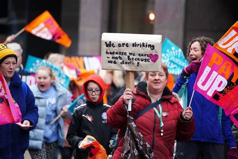 Schools In London Face Disruption As Teachers Stage Strikes The Standard