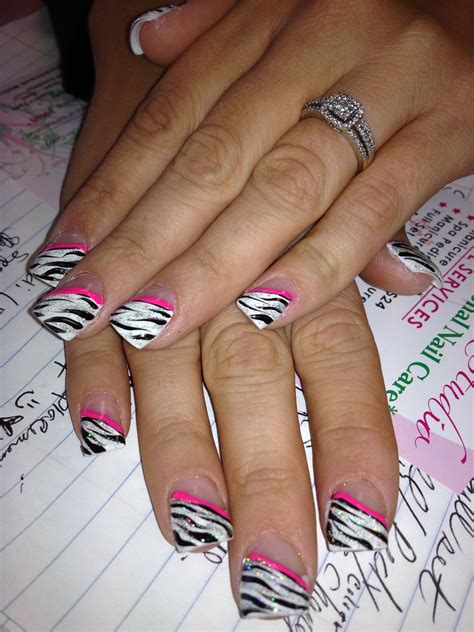 24 Unique Acrylic Nails Victoria Zebra Nail Design By Tiffany D Free