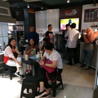 Asyiknya Kongkow Dan Khilaf Di Multi Toys Cafe KAORI Nusantara