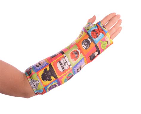 Arm cast cover - Superhero | Supersleeves cast covers