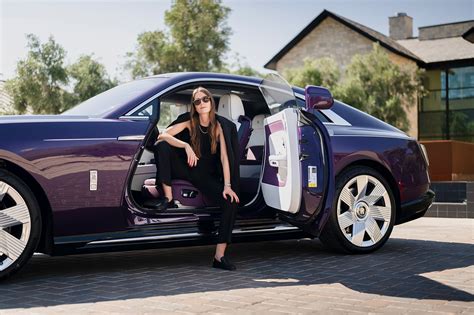 Ellectric — Test Drive With The Luxurious All Electric Rolls Royce Spectre