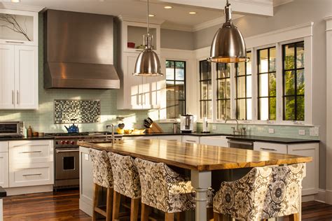 Choosing Complementary And Contrasting Colors For Your Kitchen