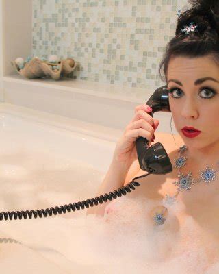 Busty Hottie Kayla Kiss Wants To Take A Bath With You Porn Pictures XXX Photos Sex Images