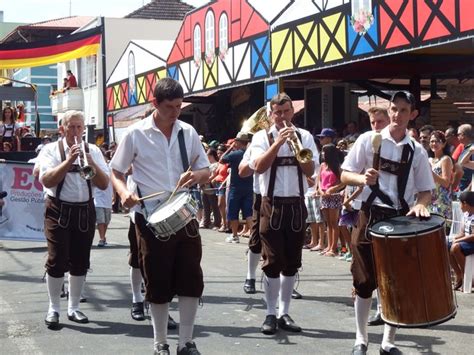 G Sommerfest Agita O Fim De Semana Em Domingos Martins Es