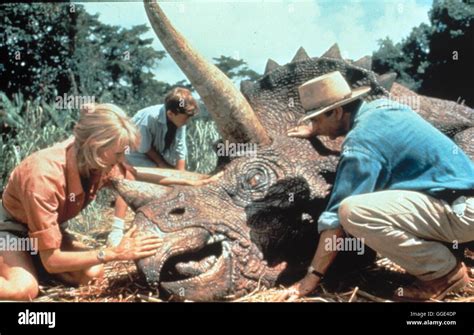 JURASSIC PARK / Jurassic Park USA 1993 / Steven Spielberg Dr. Ellie ...