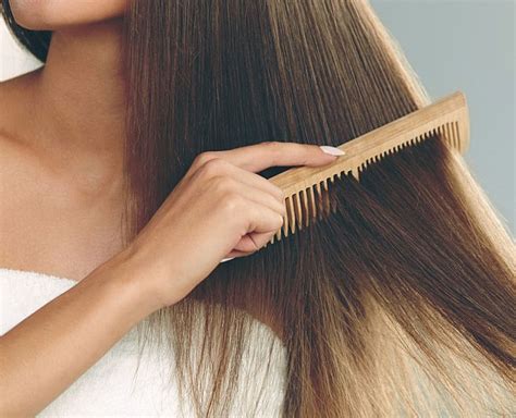 Know How To Brush Your Hair The Right Way In Hindi Know How To Brush