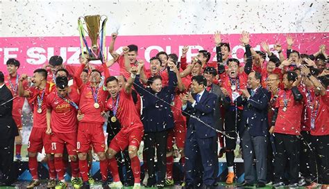 Hạ Malaysia Việt Nam vô địch AFF Cup sau 10 năm