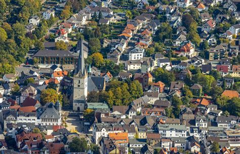 Luftbild Menden Sauerland Kirchengeb Ude St Vincenz Am Kirchplatz