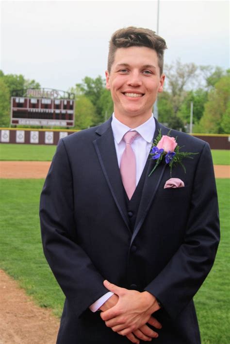 Lockport teen athlete died weeks after brain cancer diagnosis. Saturday