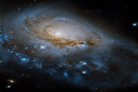 Hubble Telescope Shares Image Of Spiral Galaxy NGC 1961 Located 180