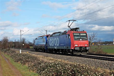 Am Nachmittag Des 28 01 2020 Fuhr Re 482 007 2 Zusammen Mit Der Neuen