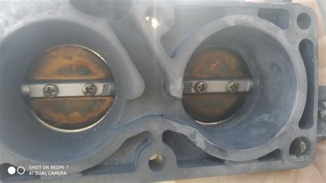 Клапанные крышки с 2.8 — Ford Sierra, 1,6 л, 1990 года | своими руками ...